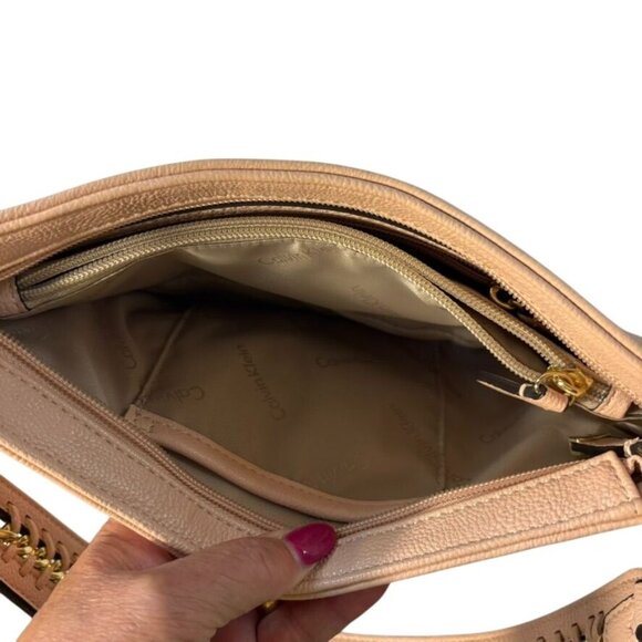 Calvin Klein Blush Pink Leather Crossbody Bag With Gold Chain Strap & Adjustable - Picture 4 of 12